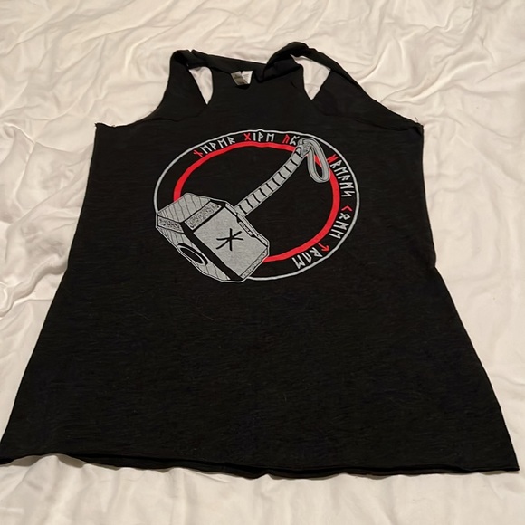 Rogue women’s tank - Picture 3 of 3